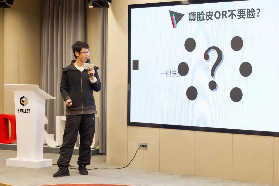 1636106947525014985.jpg 1.jpg