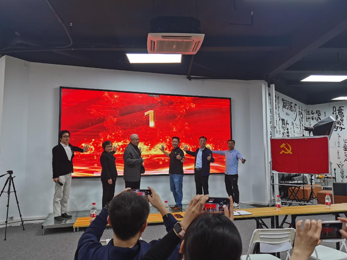 1637727321660066043.jpg image003.jpg