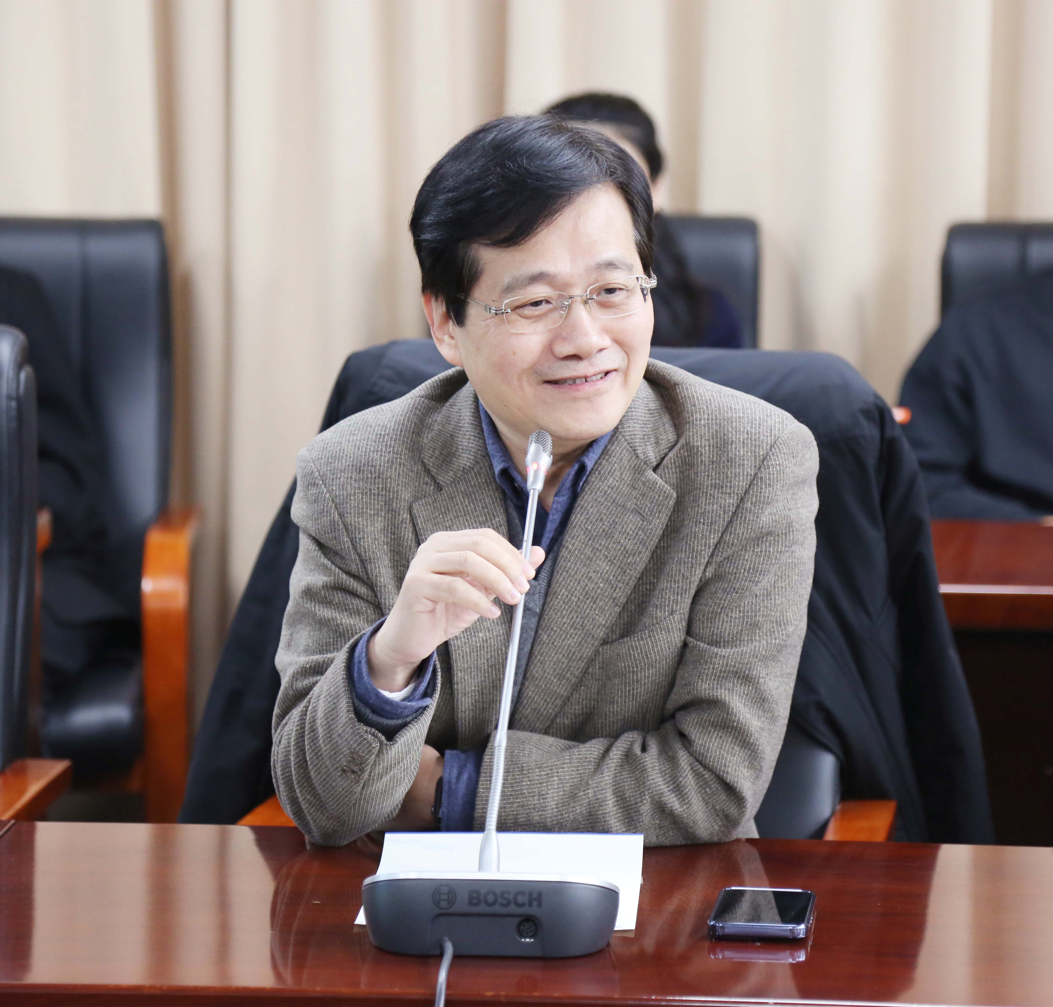 1639017325495064483.jpg 何祖源.jpg