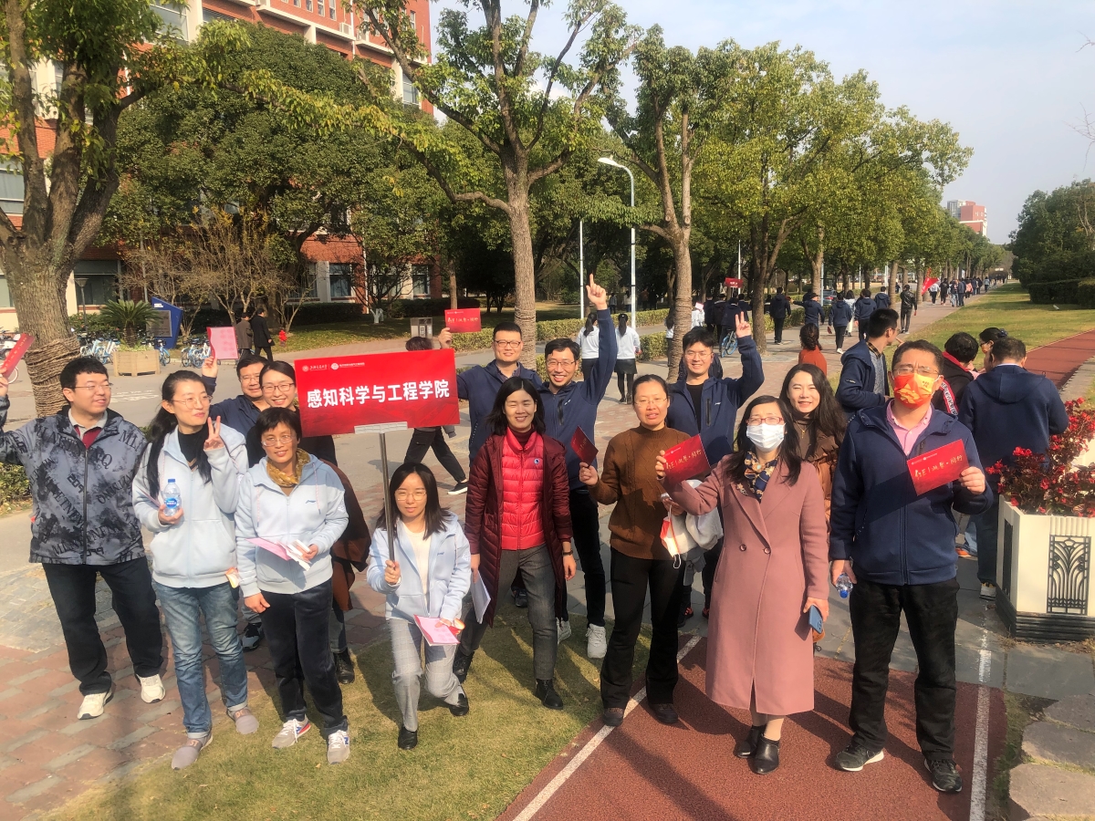 1639055566734007331.jpg 2.jpg