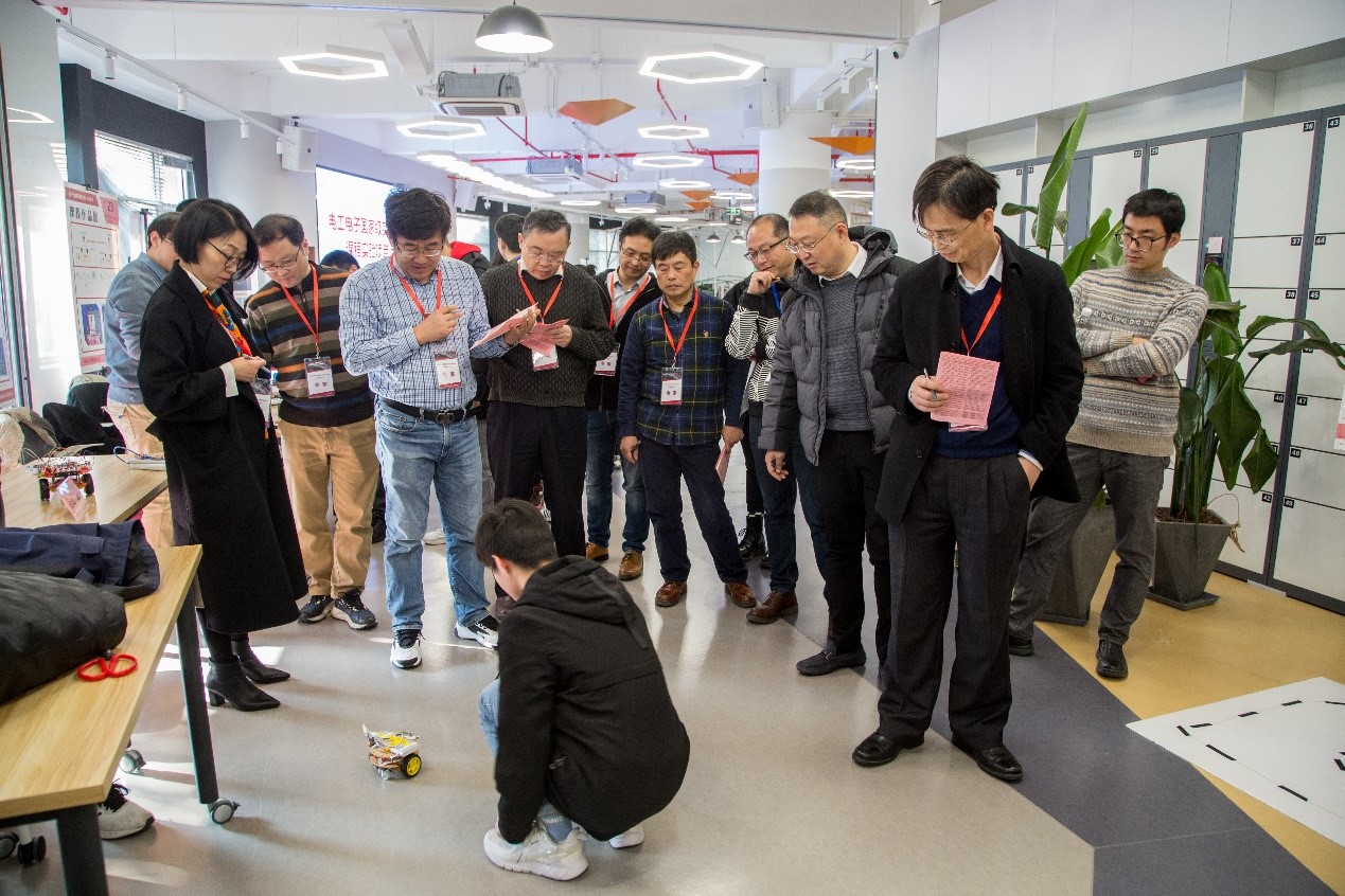 1641895644507007429.jpg 2.jpg