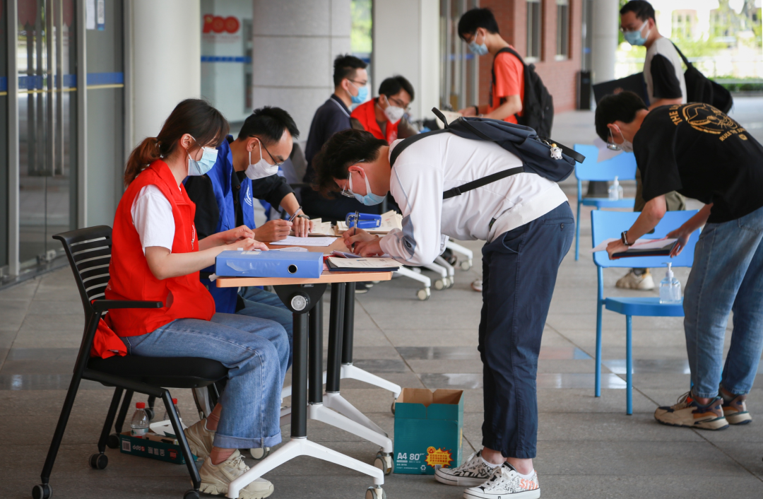 1653435501514097840.png 2.png