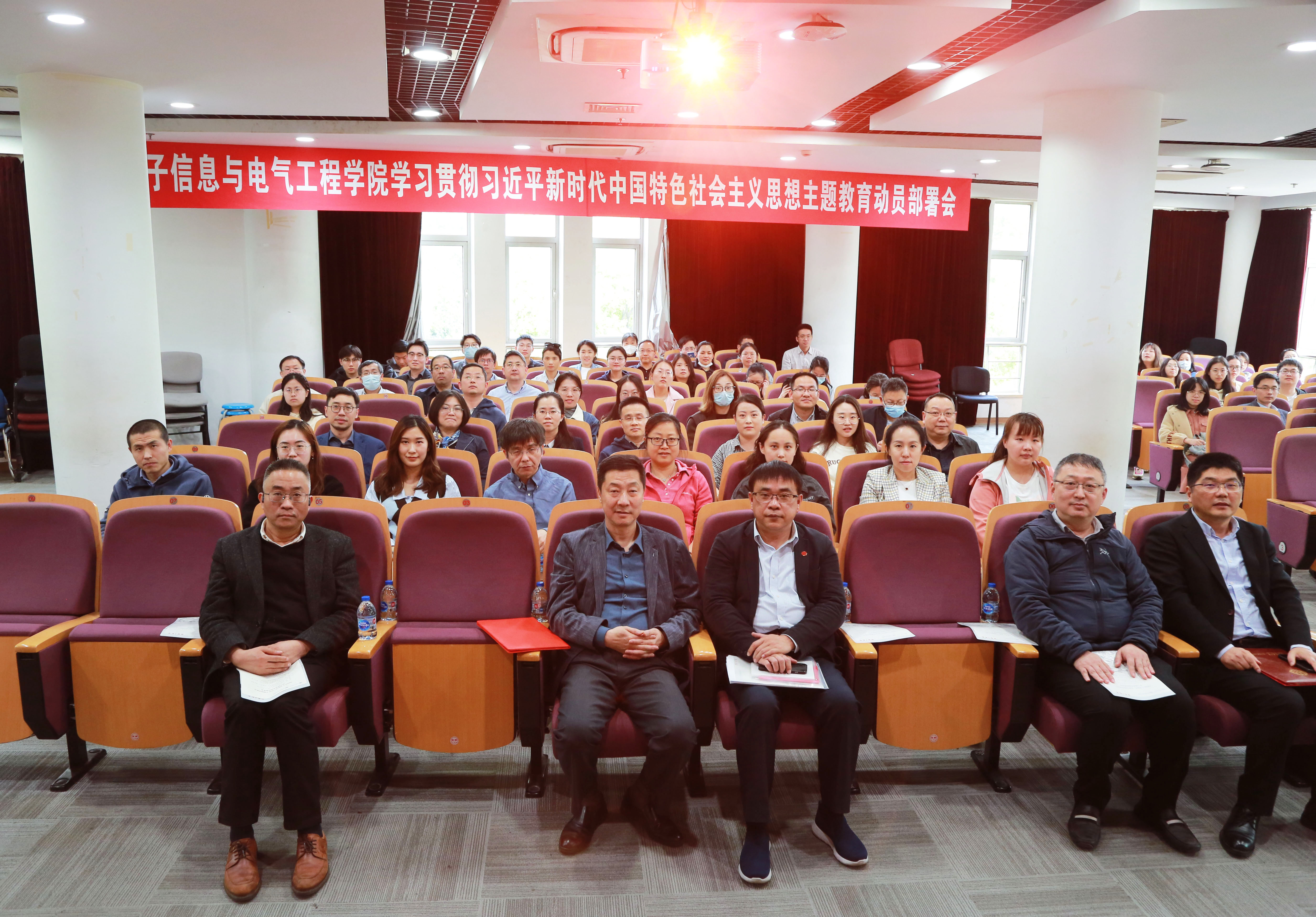 d7e598f47ef98641336ae5f622a4c3f.jpg d7e598f47ef98641336ae5f622a4c3f.jpg