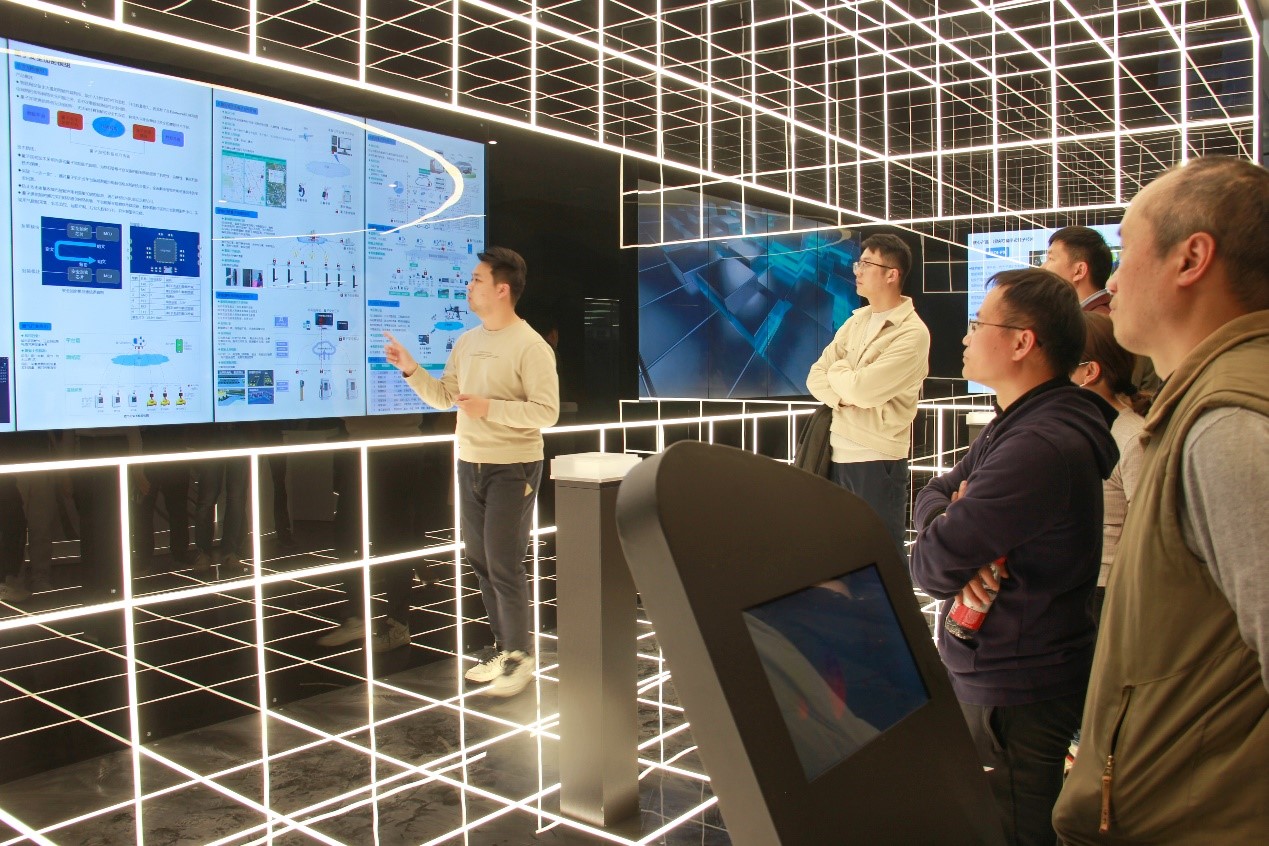 图八.jpg 图八.jpg